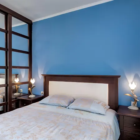 Esteban Vip Club Apart-hotel 4*