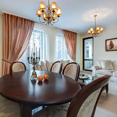 Esteban Vip Club Hotel apartamentowy 4*