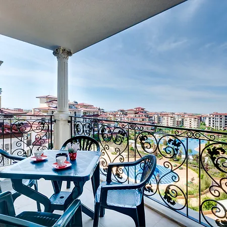 Apart-hotel Esteban Vip Club