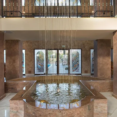 Esteban Vip Club Aparthotel