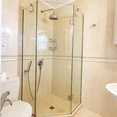 Esteban Vip Club Aparthotel 4*