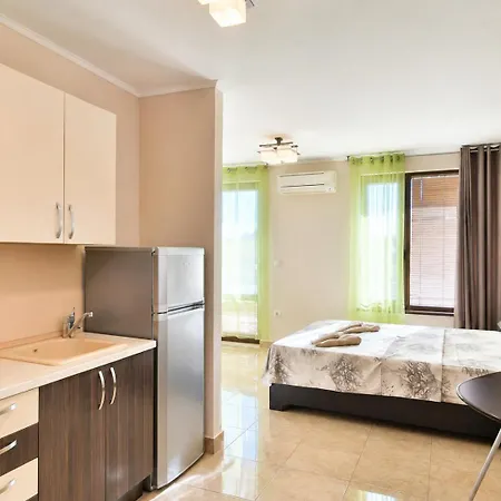 Hotel apartamentowy Esteban Vip Club 4*